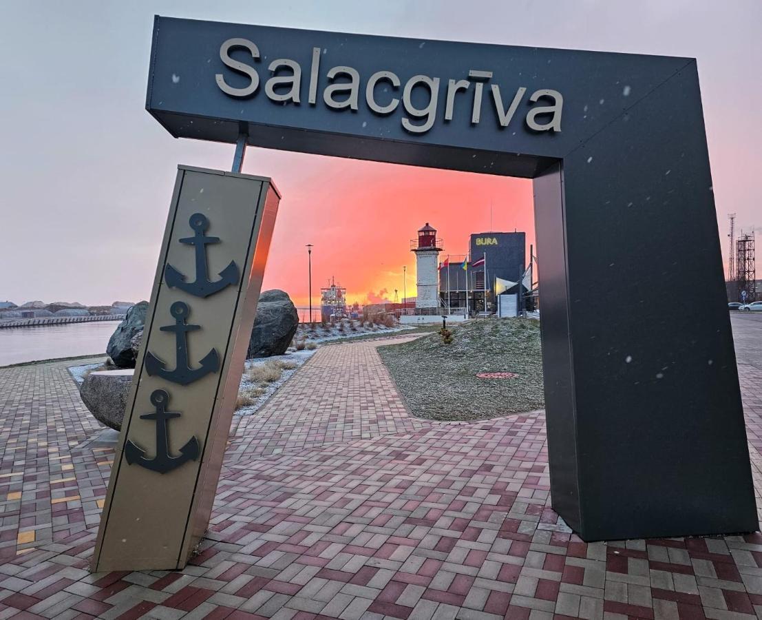 Dzivoklis Bocmana Laukums 2, Salacgrīva Exterior foto